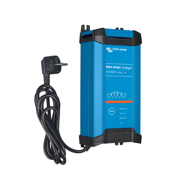 Victron akkulaturi Blue Smart IP22 12V 30A (1) Bluetooth